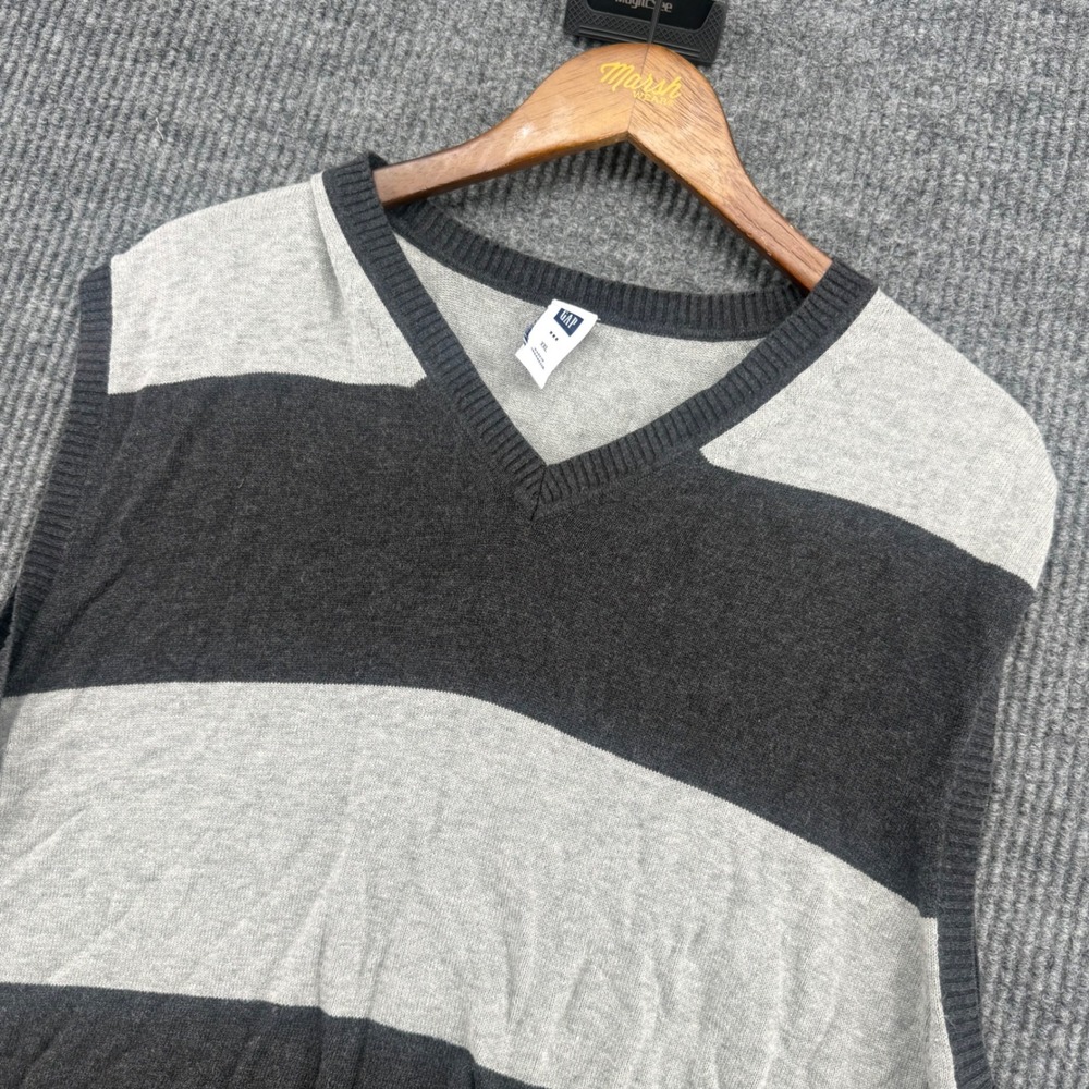 Gap Sweater Vest Mens XXL Gray Excellent Striped V-Neck Knit Layer